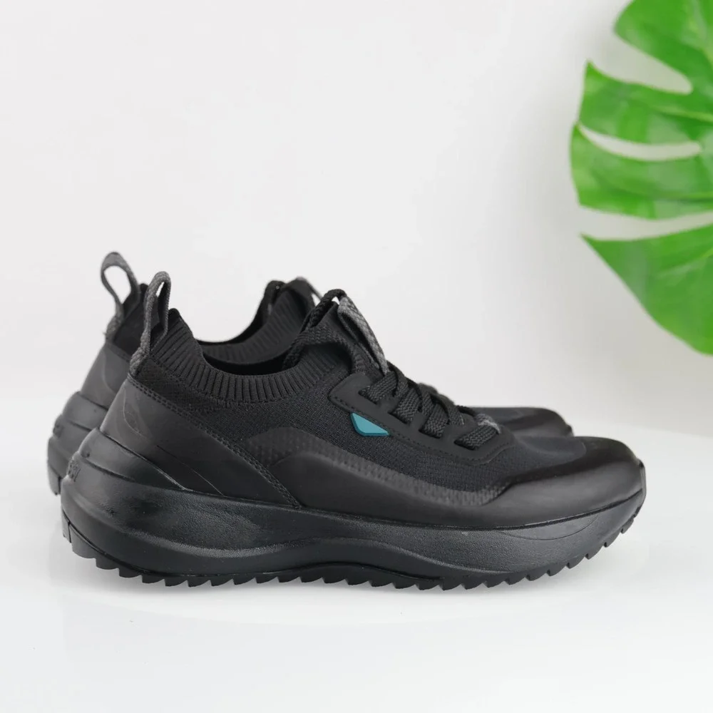 Vessi Womens Stormburst Low Top Boot Sneaker Size 7 Waterproof Black Shoe LaceUp